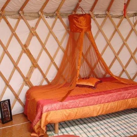 D'hotes Les Yourtes Charentaises Lyxtält *