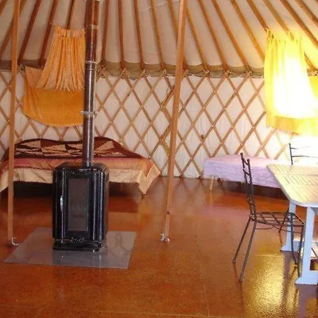 D'hotes Les Yourtes Charentaises * Salignac-sur-Charente