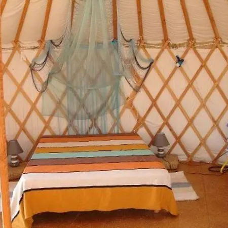 D'hotes Les Yourtes Charentaises *