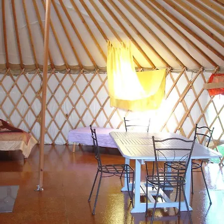 D'hotes Les Yourtes Charentaises Lyxtält Salignac-sur-Charente